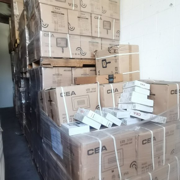 LED flood light, canopy, wall pack on sale - Picture 6 of 11